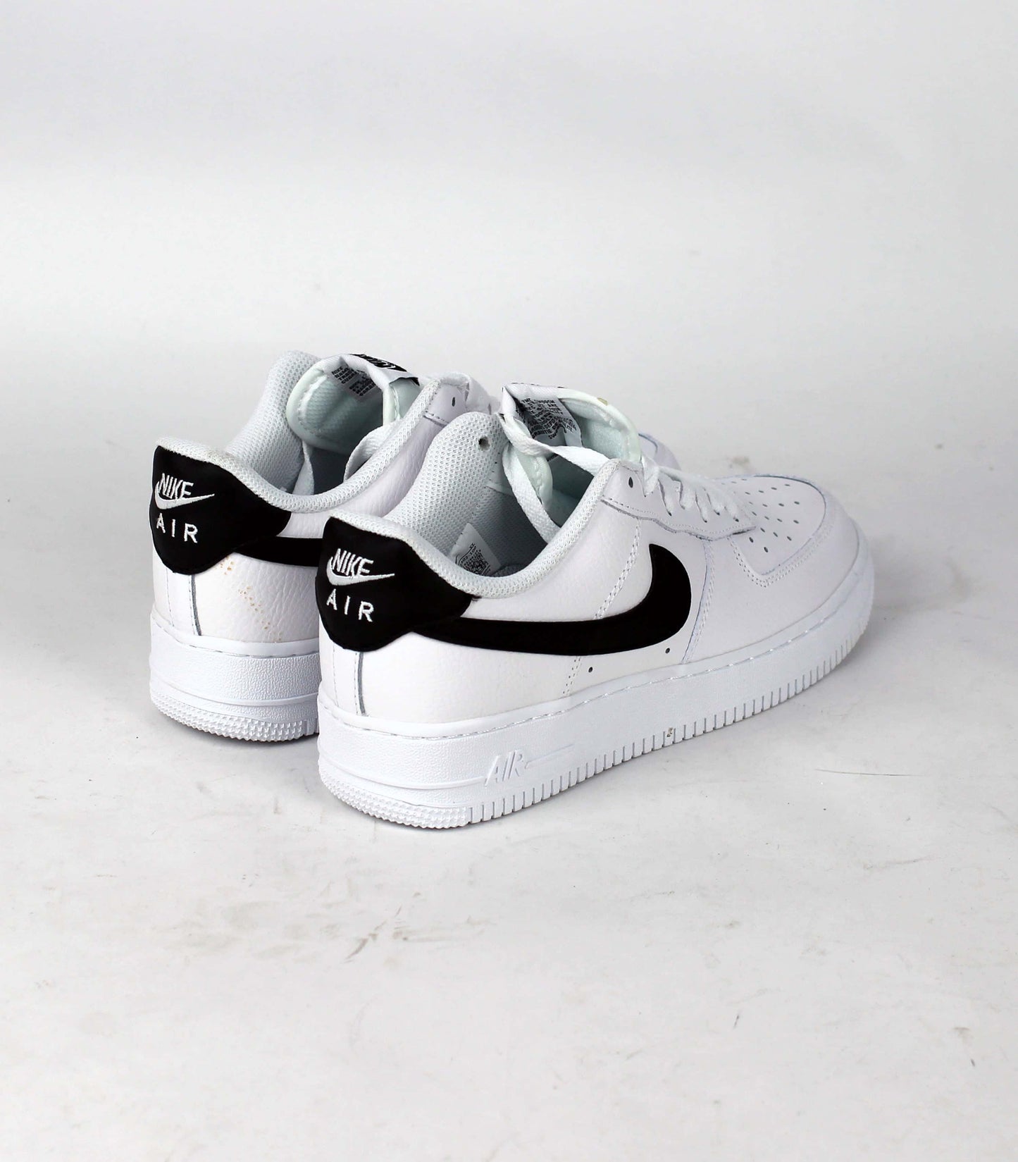Nike Air Force 1 Low White Black Swoosh — купить кроссовки Nike в Алматы фото 3 | GAMEOVERSHOP