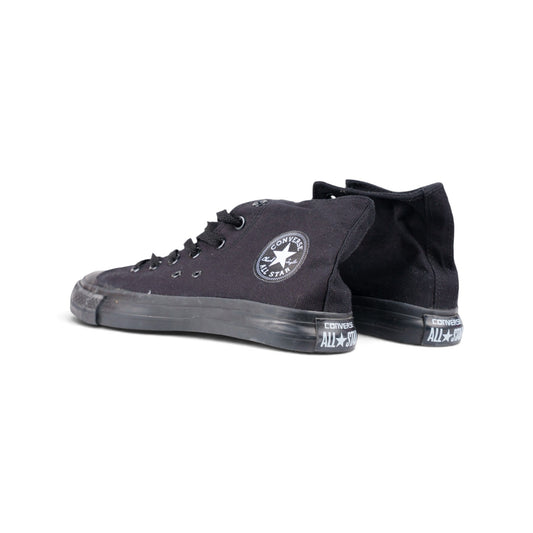 Converse Chuck Taylor All Star чёрные кеды — пара, вид сзади сбоку | GAMEOVERSHOP