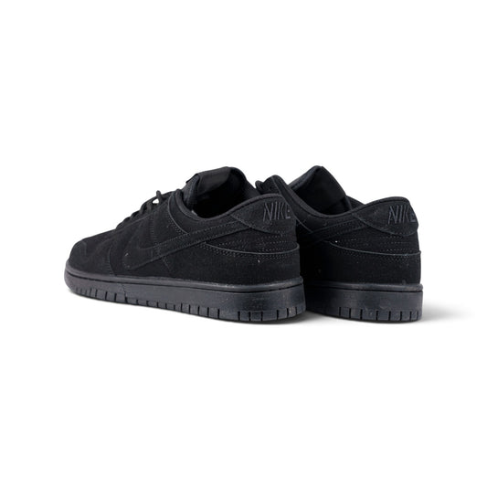 Nike SB Dunk Low чёрные кроссовки — вид сзади, пара | GAMEOVERSHOP