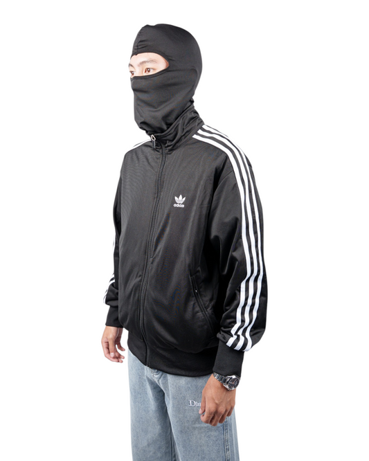 600157-clothing-20261002-02