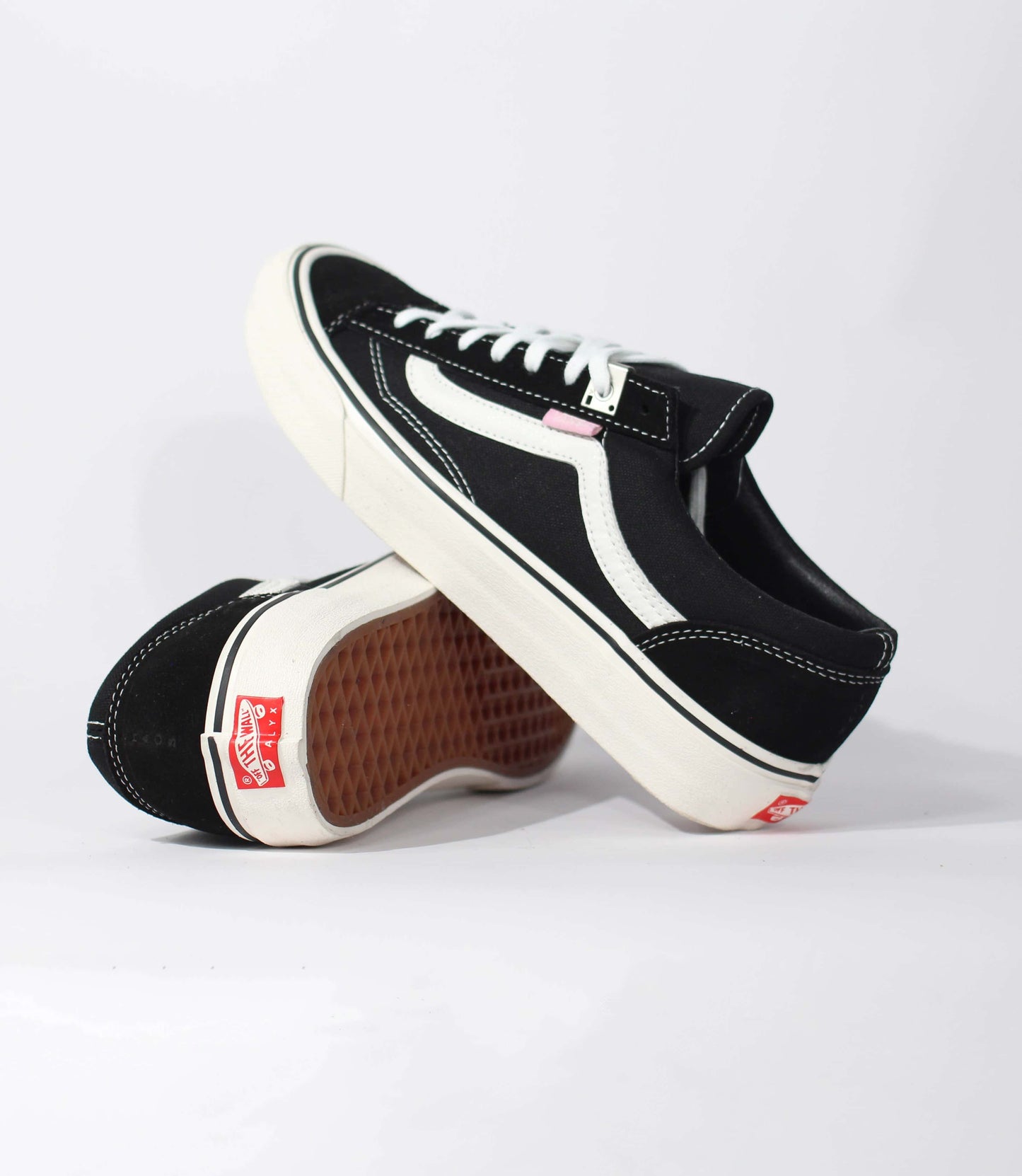 Vans Old School Black — купить кроссовки Vans в Алматы фото 3 | GAMEOVERSHOP