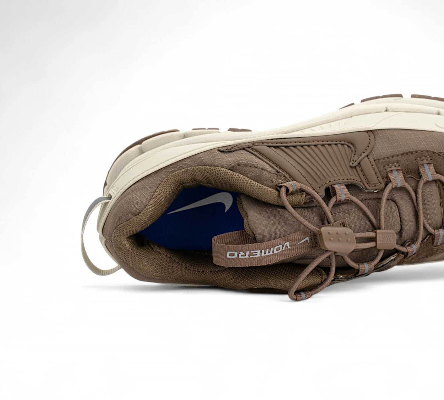 Nike Zoom Vomero Roam - “Sand Drift” Z