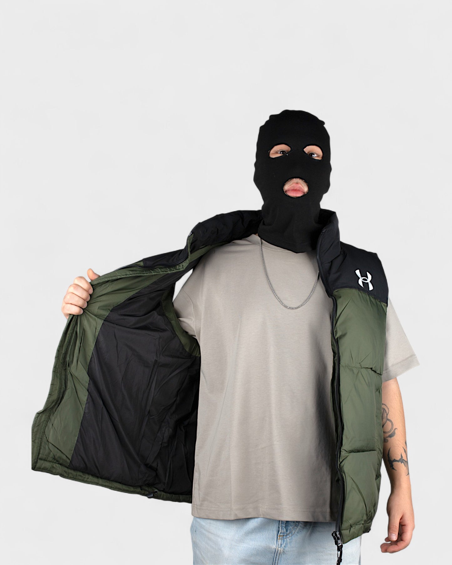 Жилетка Under Armour 666 Green M