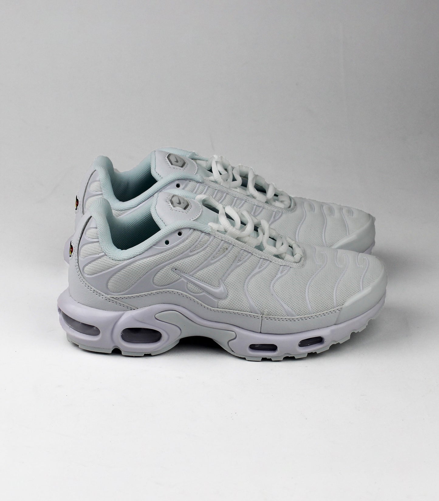 Кроссовки Air Max Plus Triple White - Premium