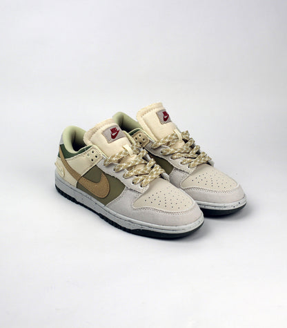 Кроссовки  Wmns Dunk Low Light Bone Dark Stucco - Luxe