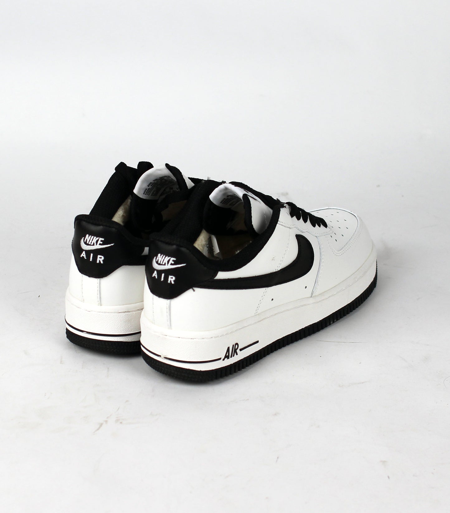 Кроссовки Air Force 1 Low White Black Laces Fur - Premium