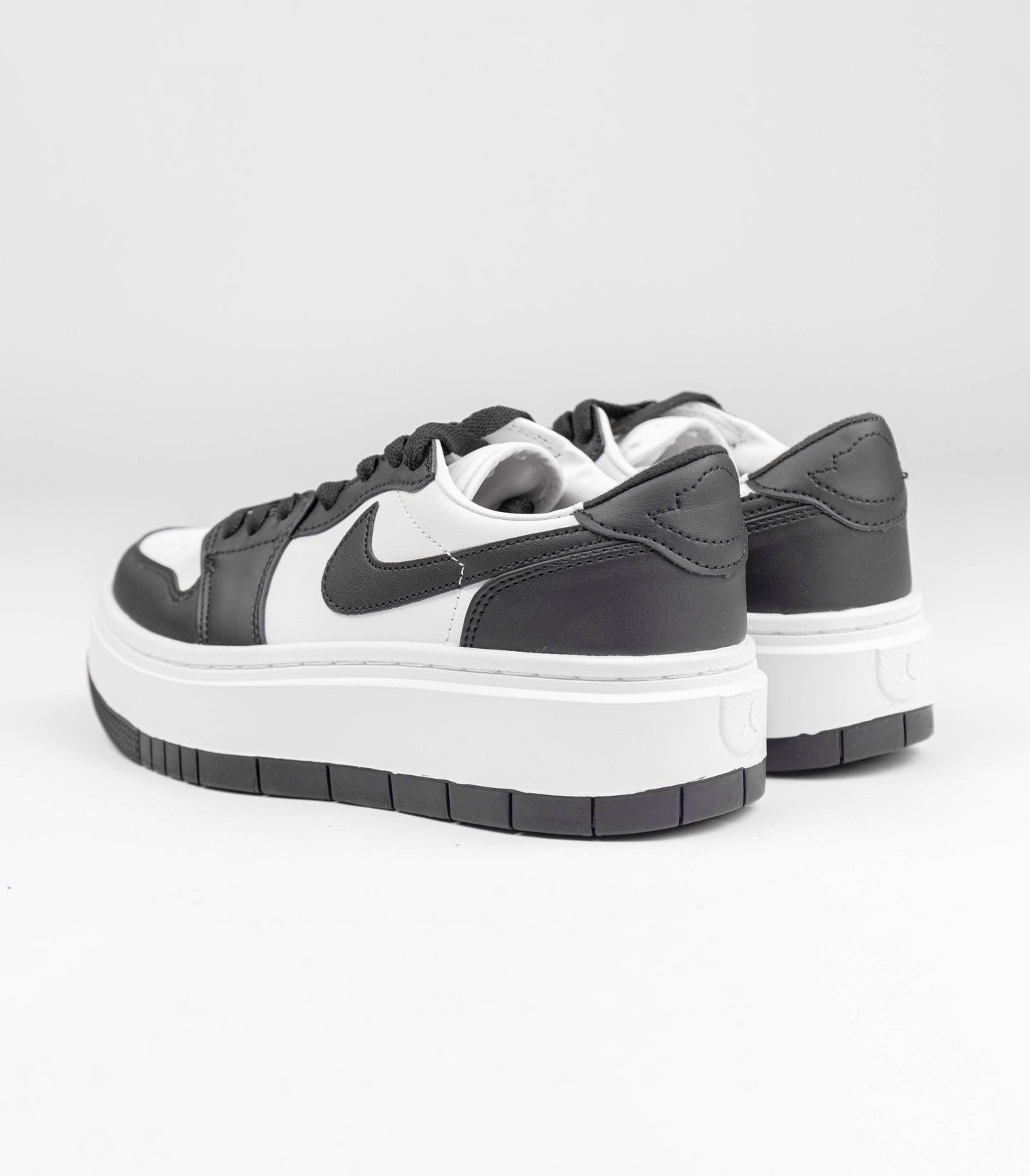 Кроссовки Air Jordan 1 Low Elevate Black White - Luxe