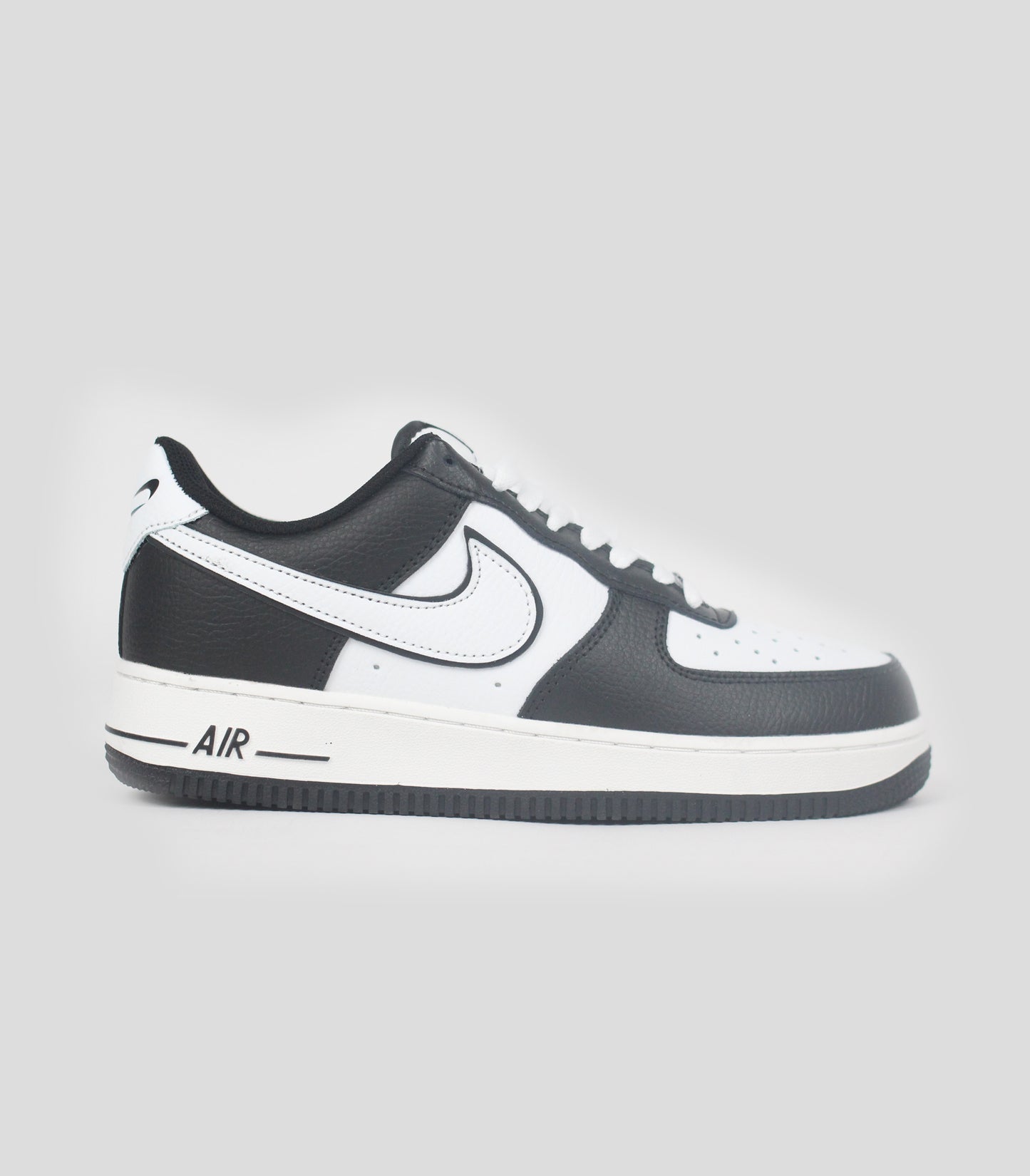 Кроссовки Air Force 1 07 Black White - Premium