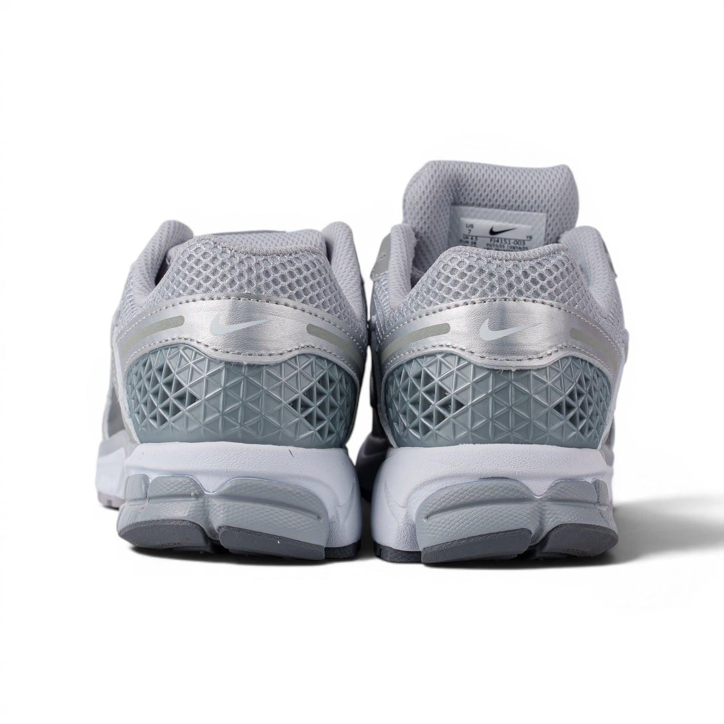 Nike Zoom Vomero 5 серые кроссовки — вид сзади | GAMEOVERSHOP