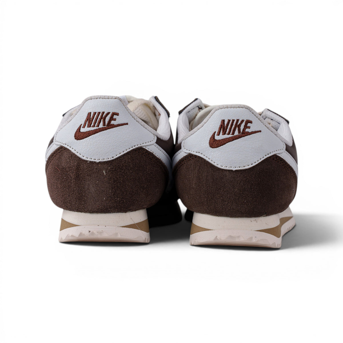 Nike Cortez коричневые кроссовки — вид сзади крупным планом | GAMEOVERSHOP
