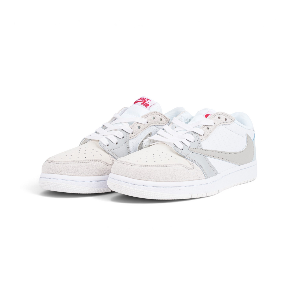 Nike Air Jordan 1 Low Paris белые кроссовки — пара, вид спереди под углом | GAMEOVERSHOP