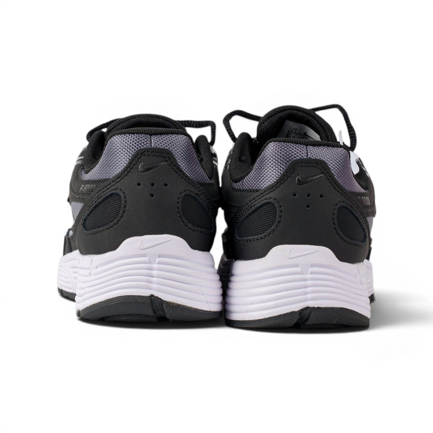 Nike P-6000 чёрно-серые кроссовки — вид сзади | GAMEOVERSHOP