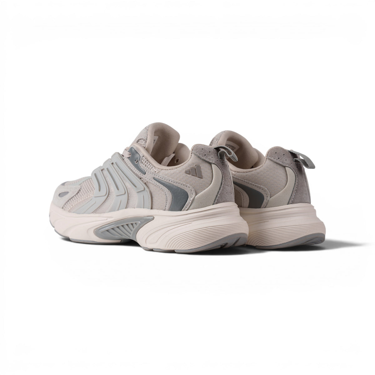Adidas Climacool белые кроссовки — пара, вид сзади сбоку | GAMEOVERSHOP