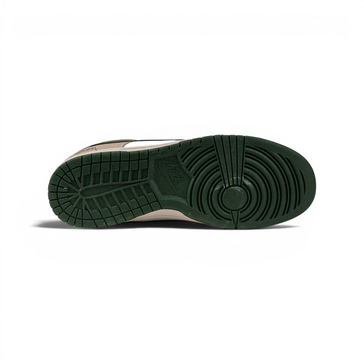 Nike SB Dunk Low бежево-зелёные кроссовки — подошва | GAMEOVERSHOP