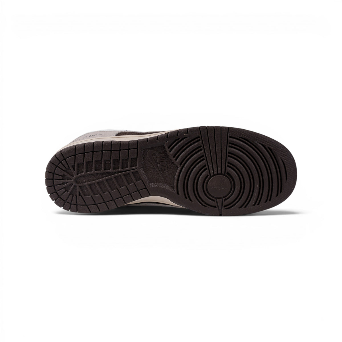 Nike Dunk Low бежево-коричневые кроссовки — подошва | GAMEOVERSHOP
