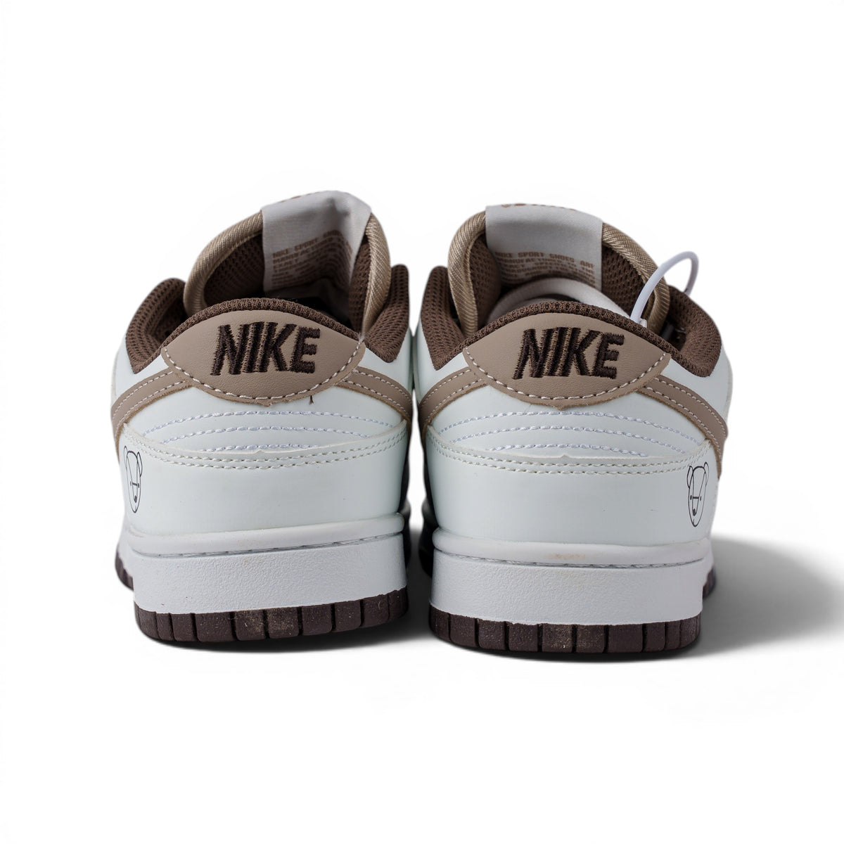 Nike Dunk Low бело-коричневые кроссовки — вид сзади | GAMEOVERSHOP