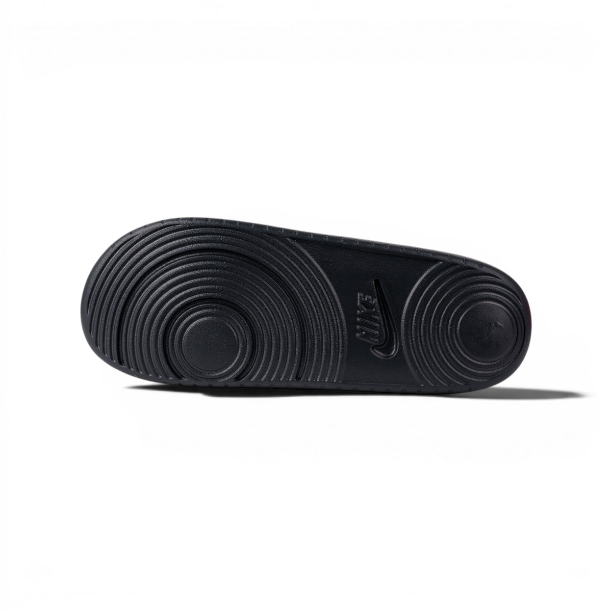 Nike Offcourt чёрные сланцы — подошва | GAMEOVERSHOP