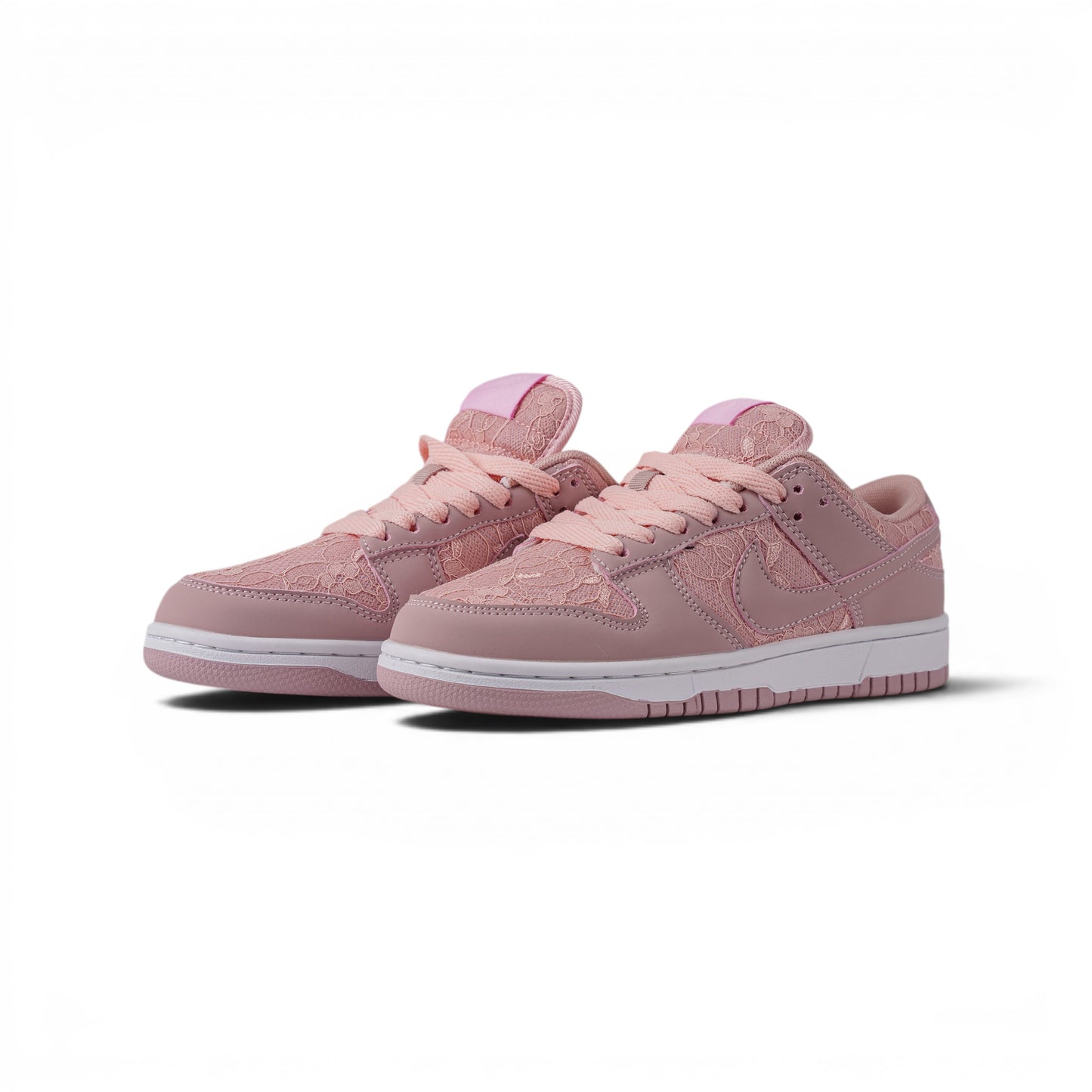 Nike Dunk, розовый, кроссовки — пара, вид спереди | GAMEOVERSHOP