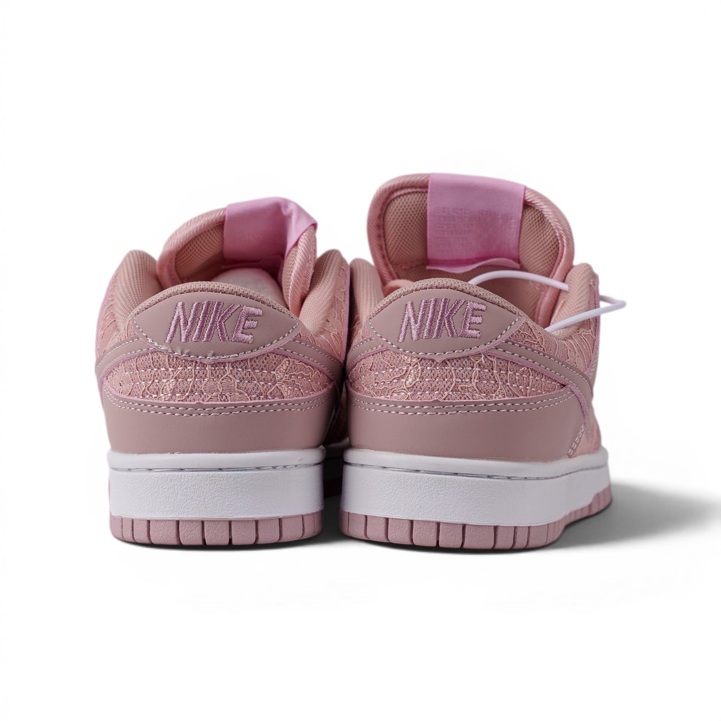 Nike Dunk, розовый, кроссовки — вид сзади | GAMEOVERSHOP