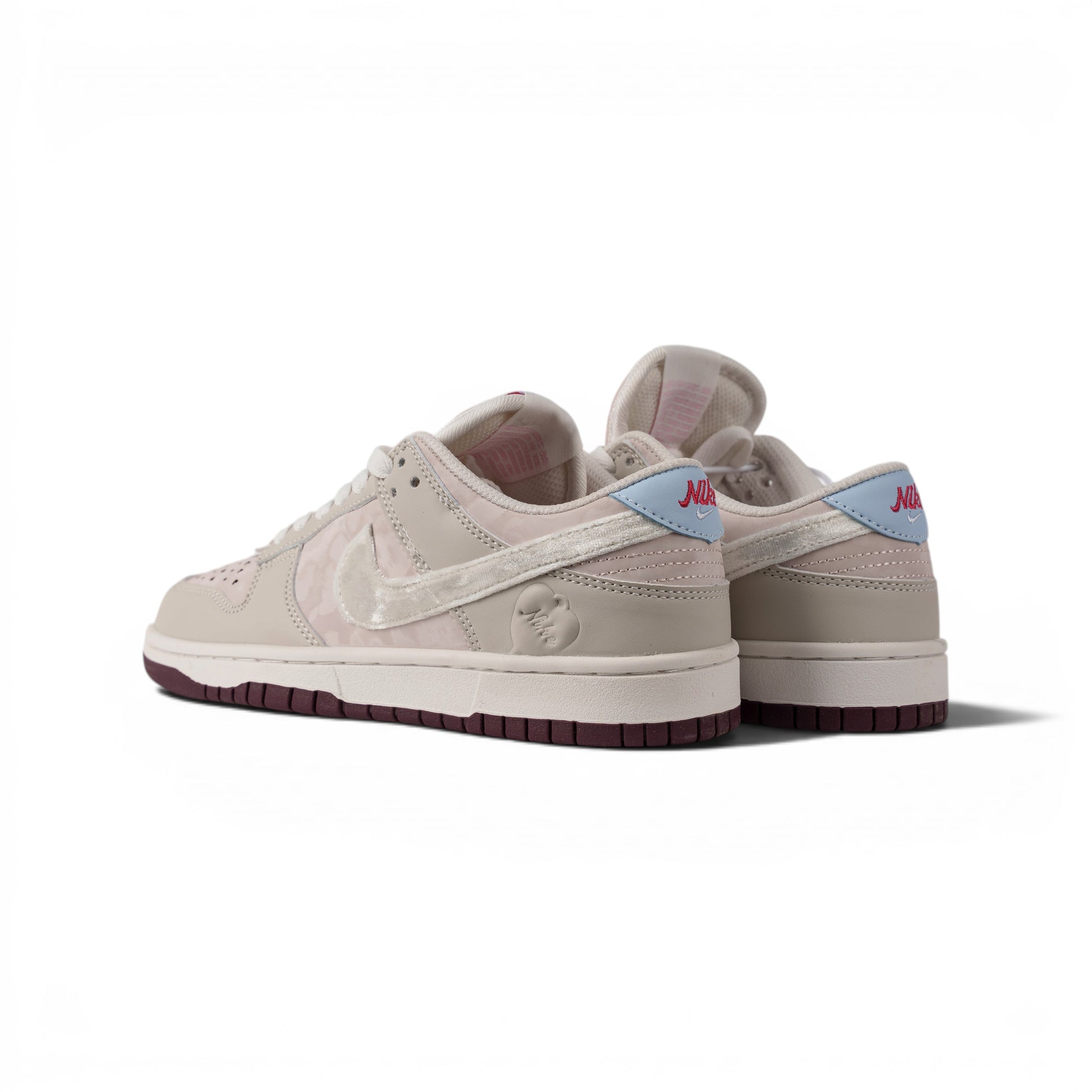 Nike Dunk, бежевый, кроссовки — пара, вид сзади | GAMEOVERSHOP
