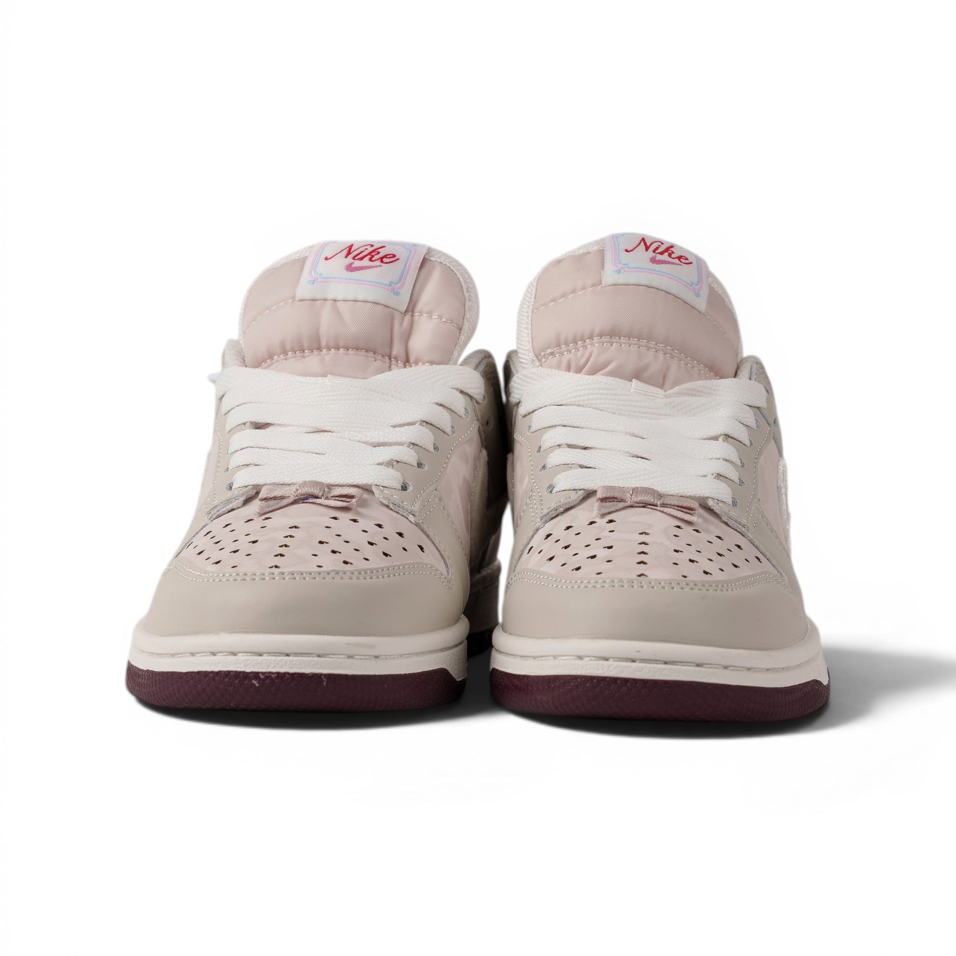 Nike Dunk, бежевый, кроссовки — вид спереди | GAMEOVERSHOP