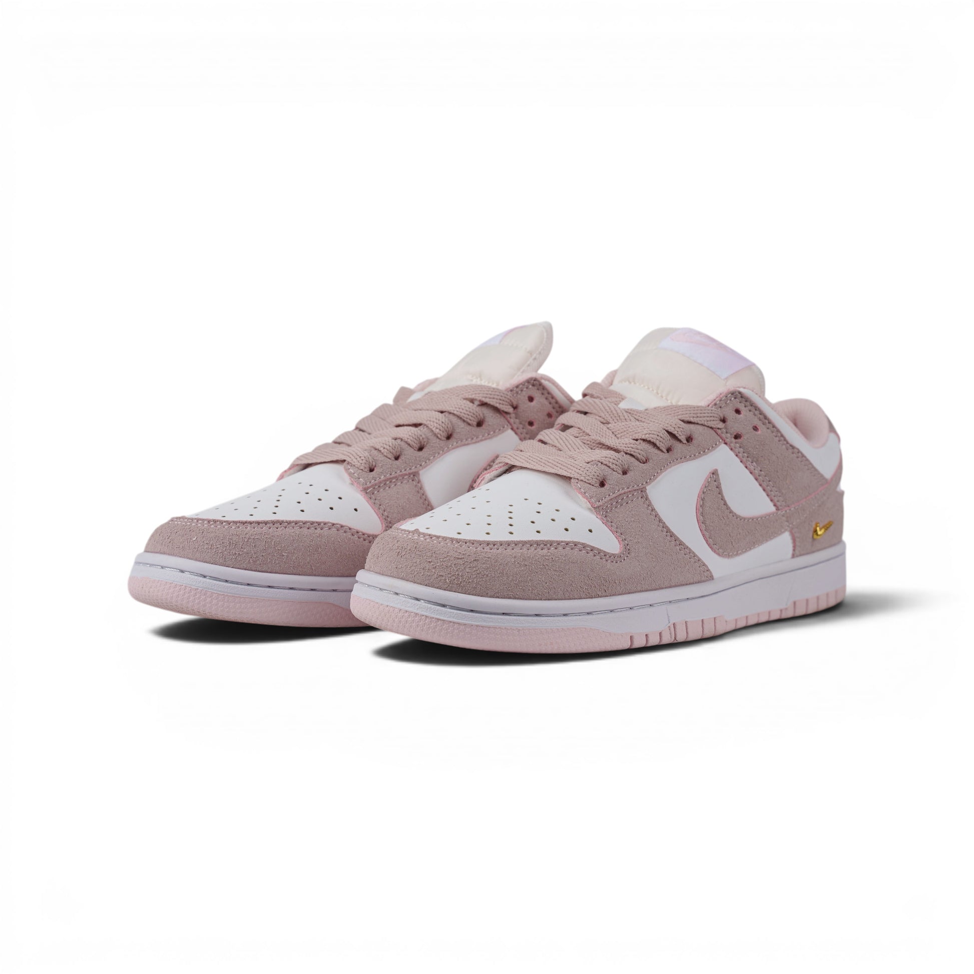 Nike Dunk, розовый, кроссовки — пара, вид спереди | GAMEOVERSHOP