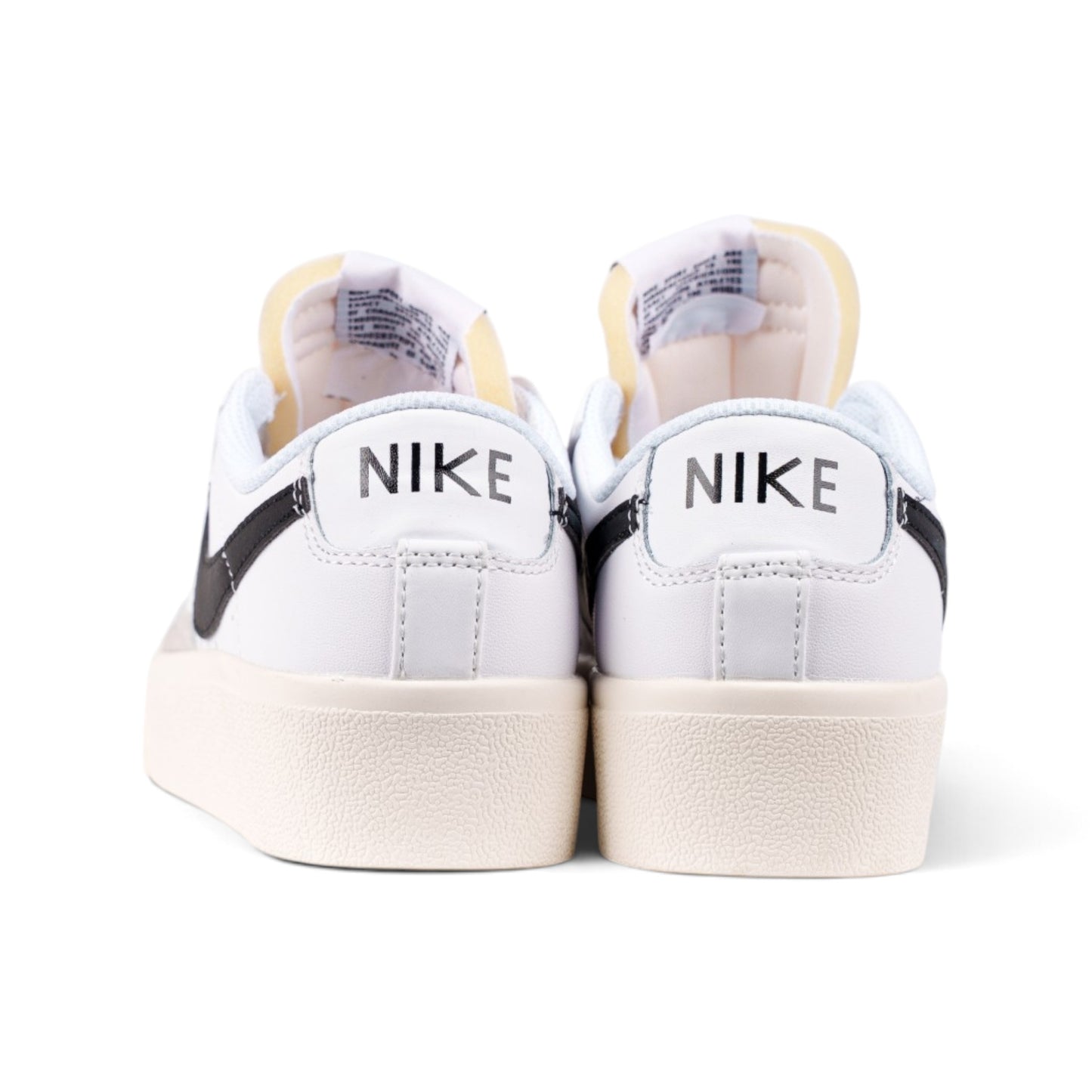 Nike Blazer Low Platform белые кеды — вид сзади | GAMEOVERSHOP
