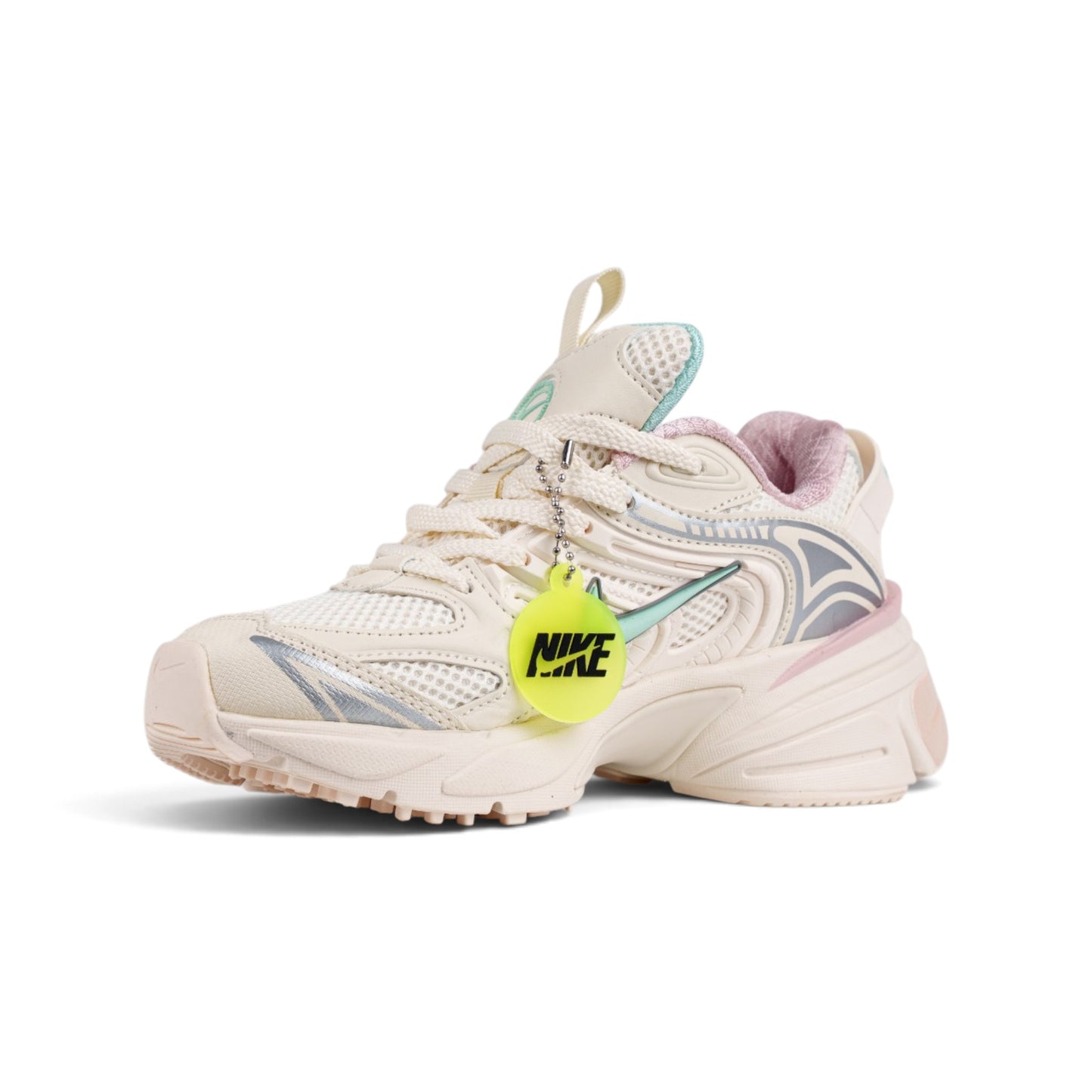 Nike V2K Run белые кроссовки с мятным свушем — вид спереди крупным планом | GAMEOVERSHOP