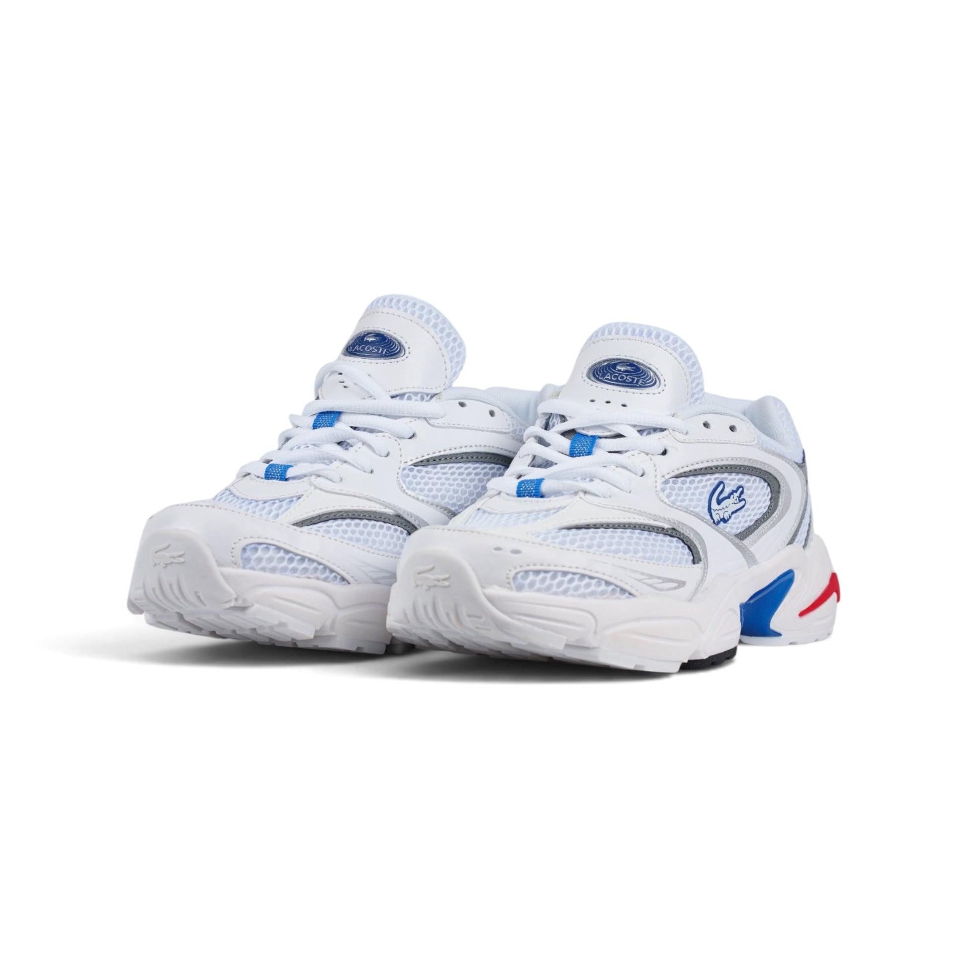 Lacoste L003 Neo белые кроссовки — пара, вид спереди | GAMEOVERSHOP