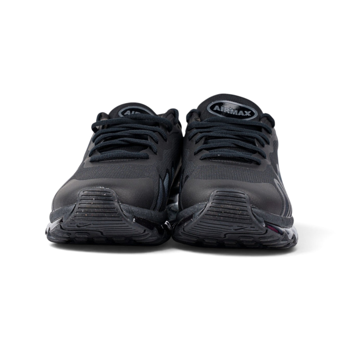 Nike Air Max 2015 чёрные кроссовки — вид спереди | GAMEOVERSHOP