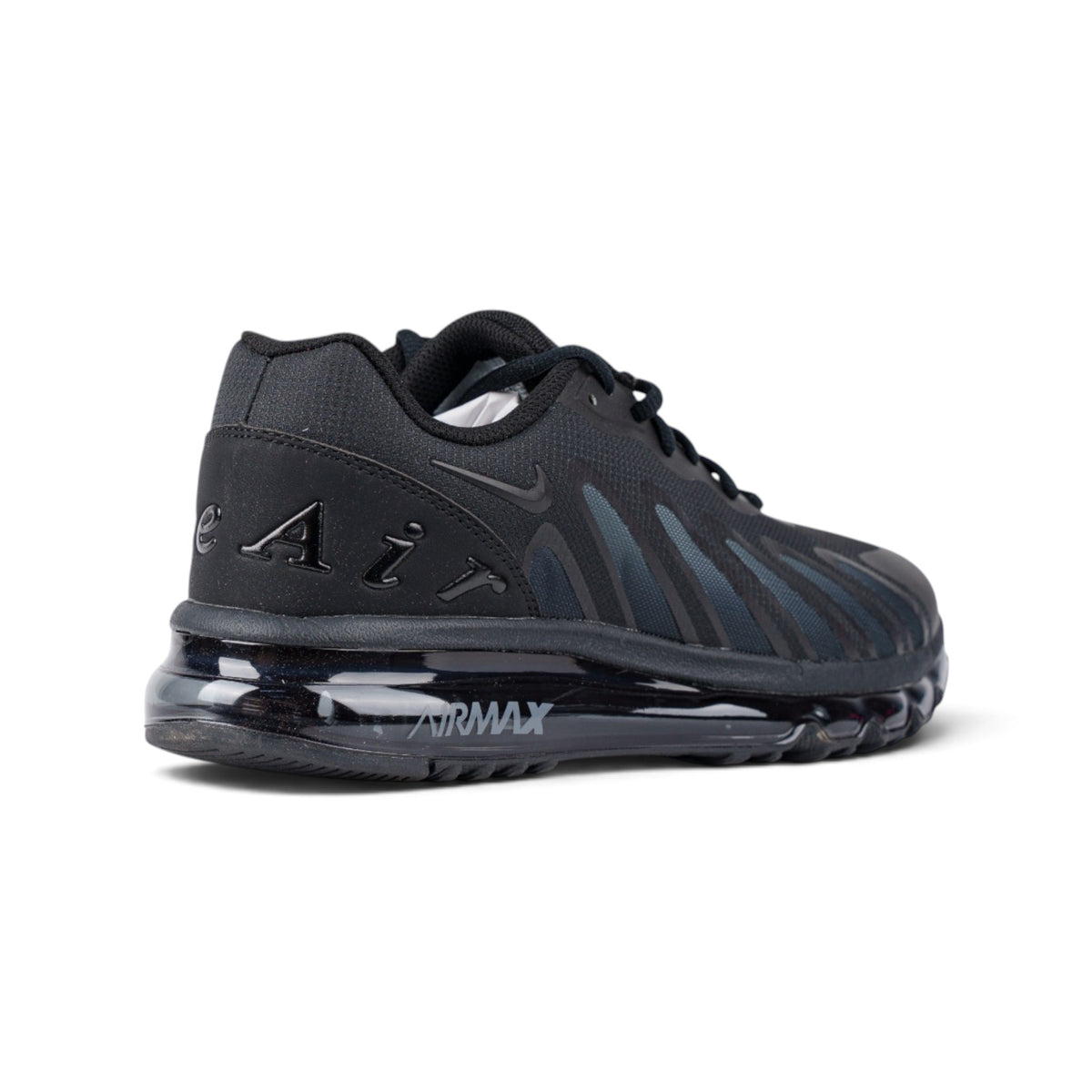 Nike Air Max 2015 чёрные кроссовки — вид сбоку, крупный план деталей | GAMEOVERSHOP