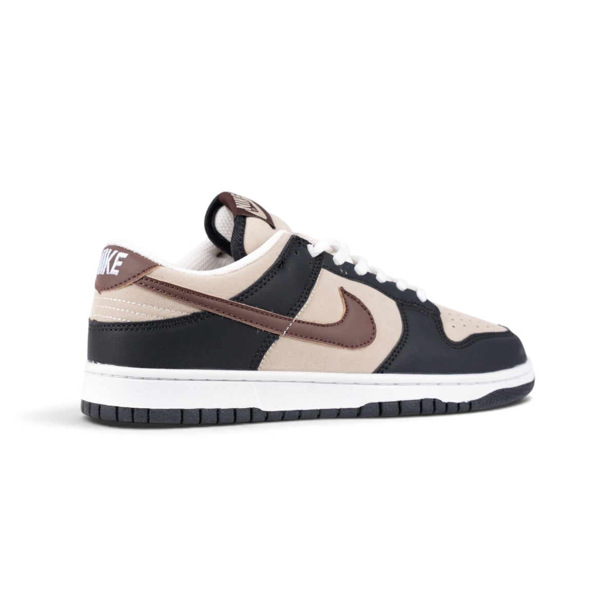 Nike Dunk Low бежево-чёрные кроссовки — вид сбоку под углом | GAMEOVERSHOP