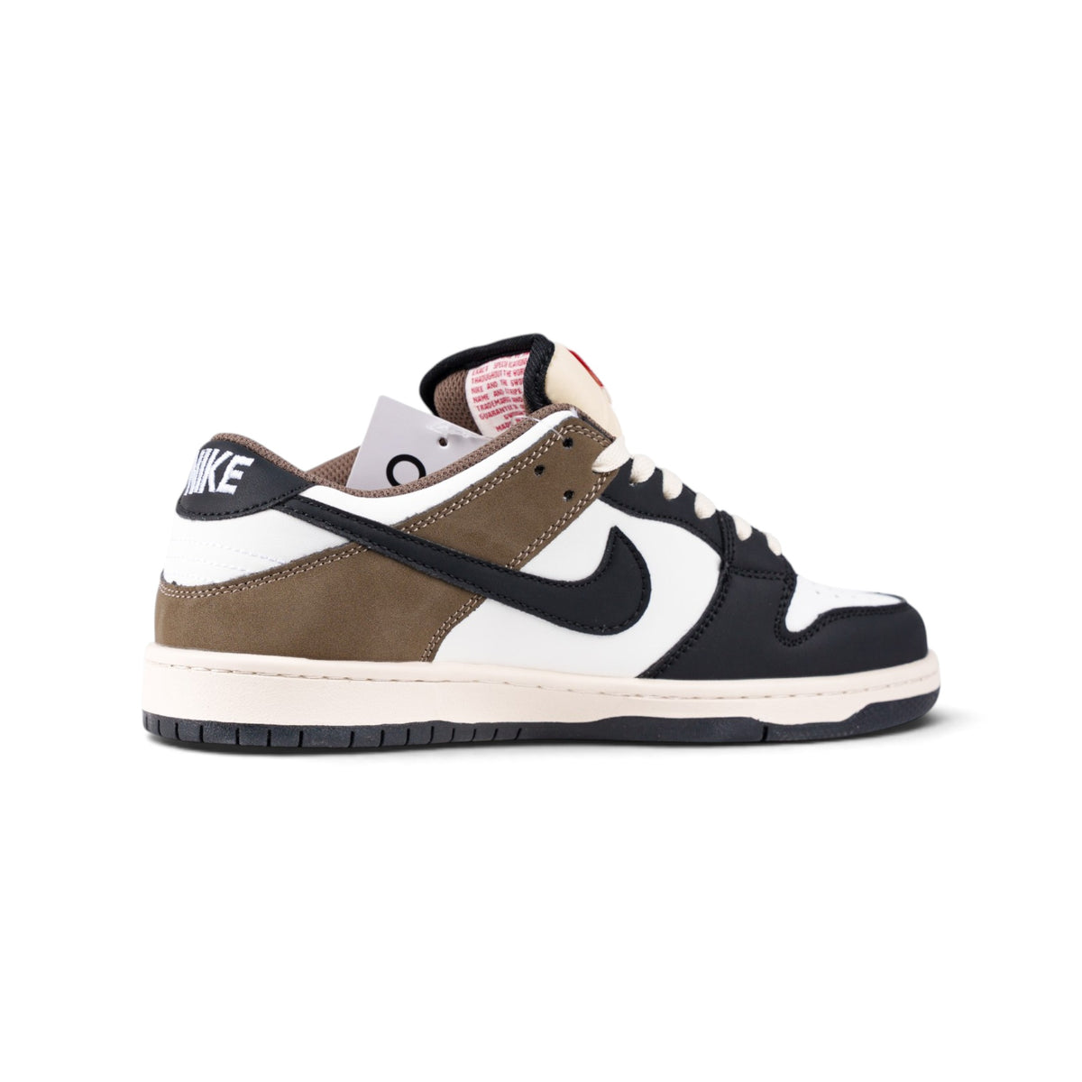 Nike SB Dunk Low бело-коричневые кроссовки — вид сбоку, крупный план | GAMEOVERSHOP