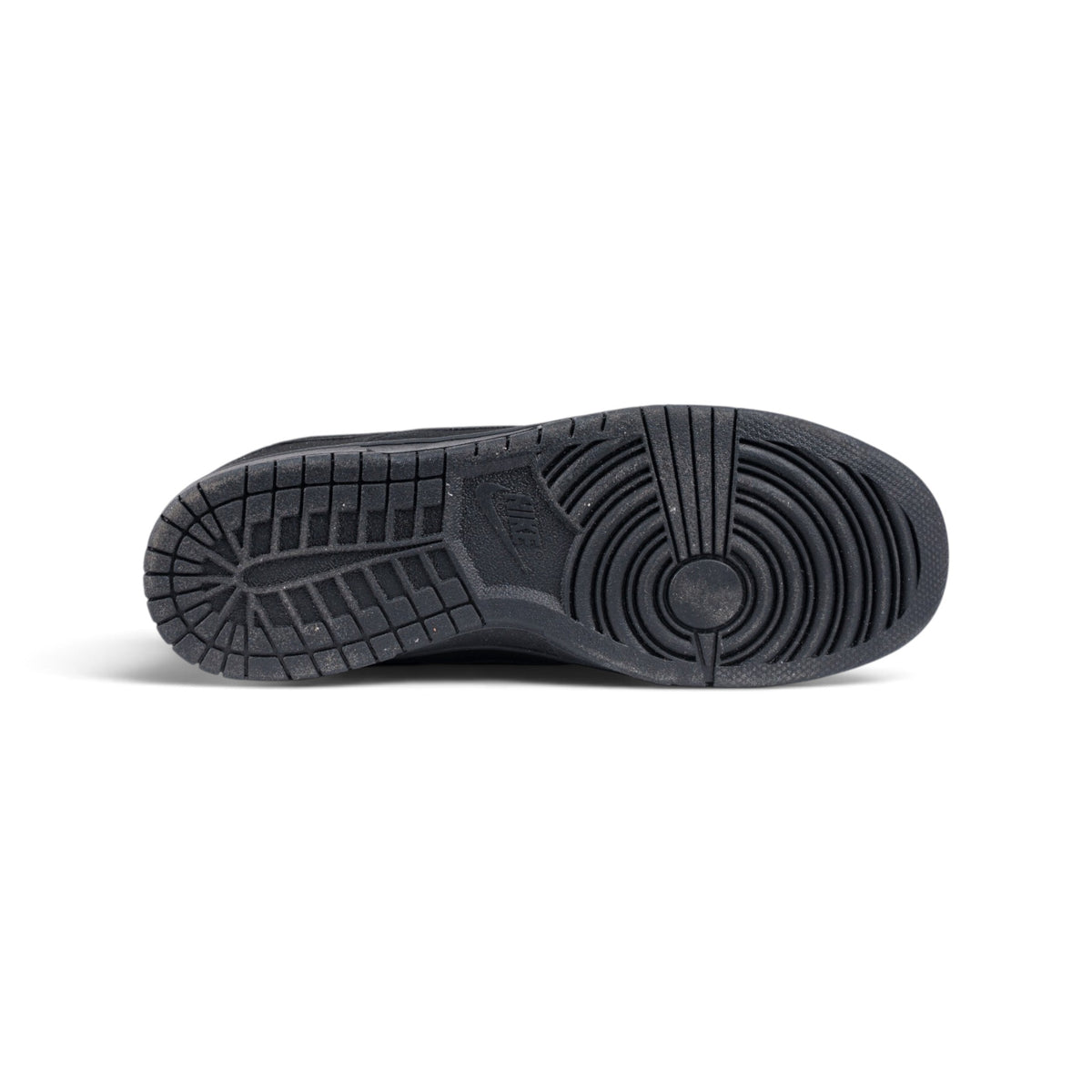 Nike SB Dunk Low чёрные кроссовки — подошва | GAMEOVERSHOP