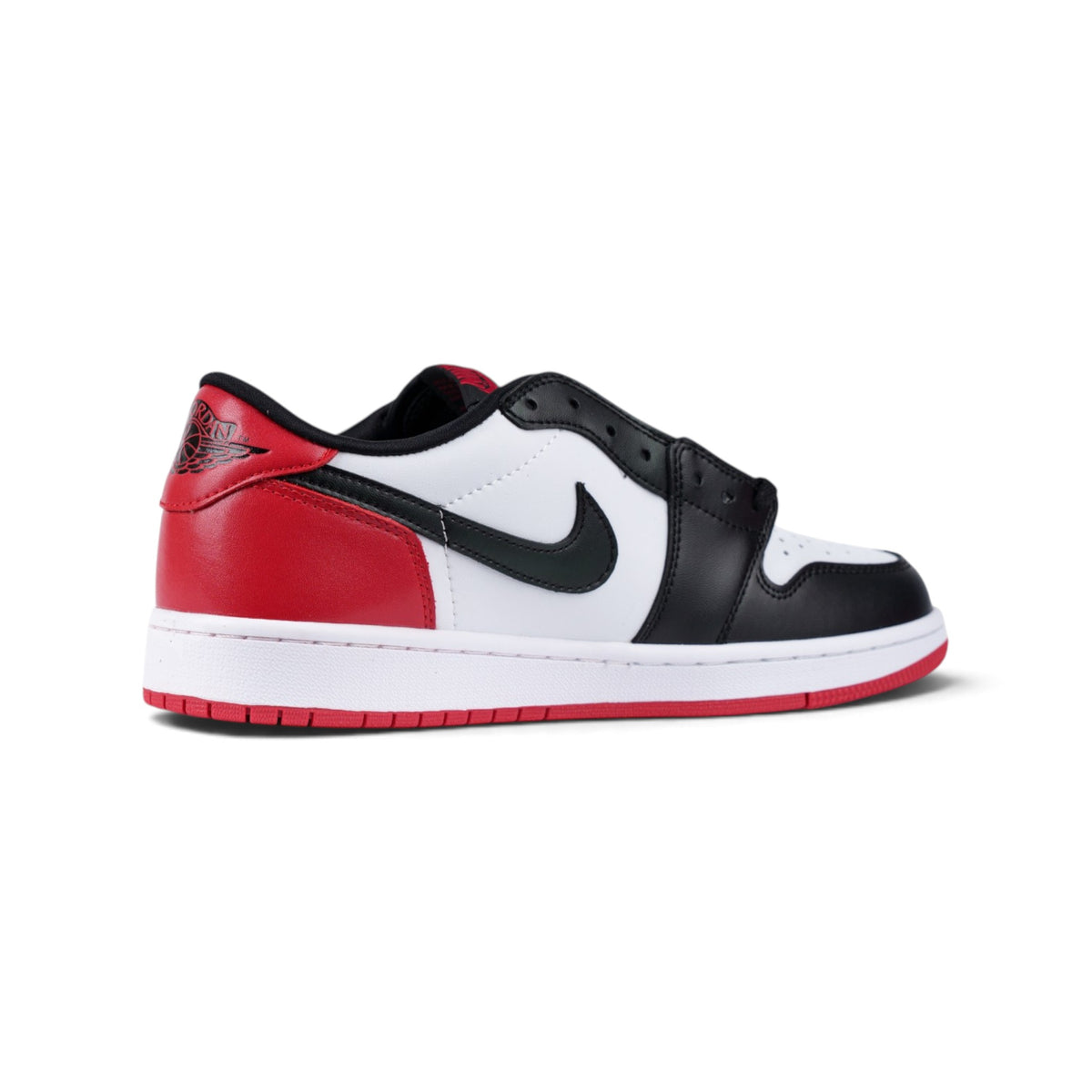 Nike Air Jordan 1 чёрно-белые кроссовки — вид сзади сбоку | GAMEOVERSHOP