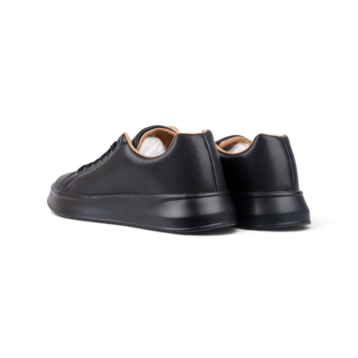 Zara Court Oversized чёрные кроссовки — пара, вид сзади сбоку | GAMEOVERSHOP