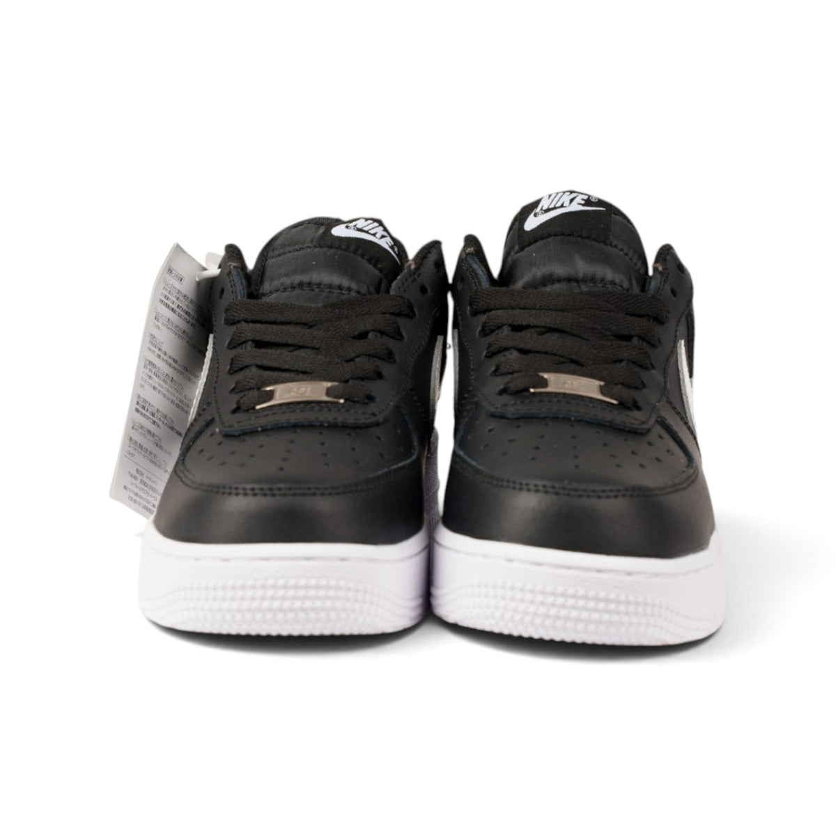 Nike Air Force 1 Low чёрно-белые кроссовки — вид спереди | GAMEOVERSHOP