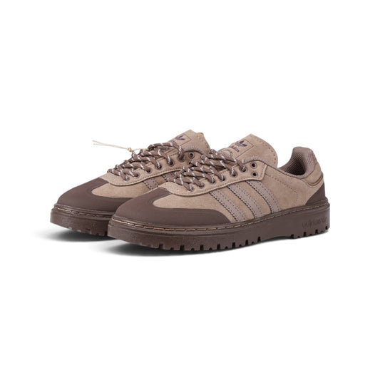 Adidas Samba бежевые (тауп) кроссовки — пара, вид спереди сбоку | GAMEOVERSHOP