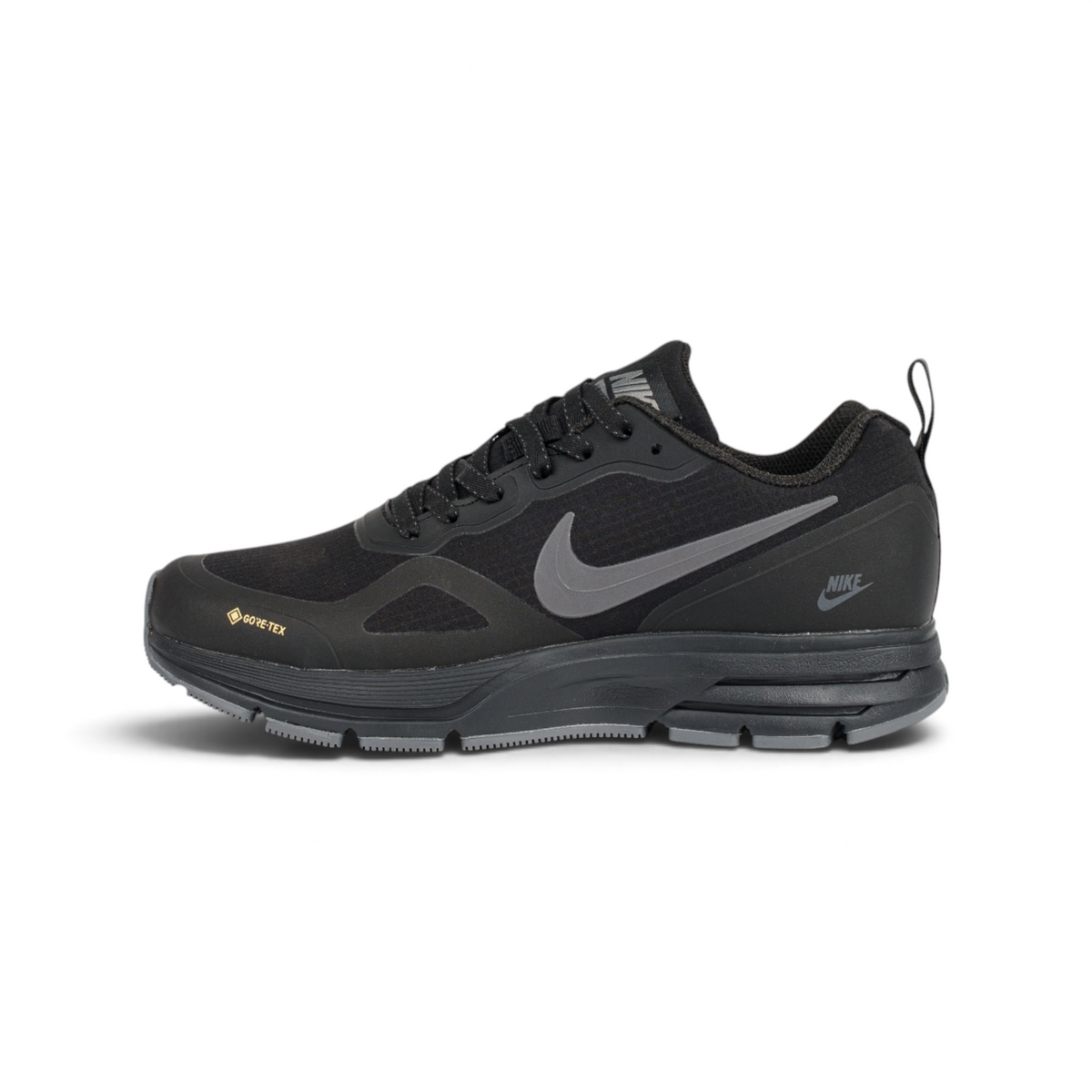 Nike Gore-Tex Termo чёрные кроссовки с серым swoosh — вид сбоку | GAMEOVERSHOP