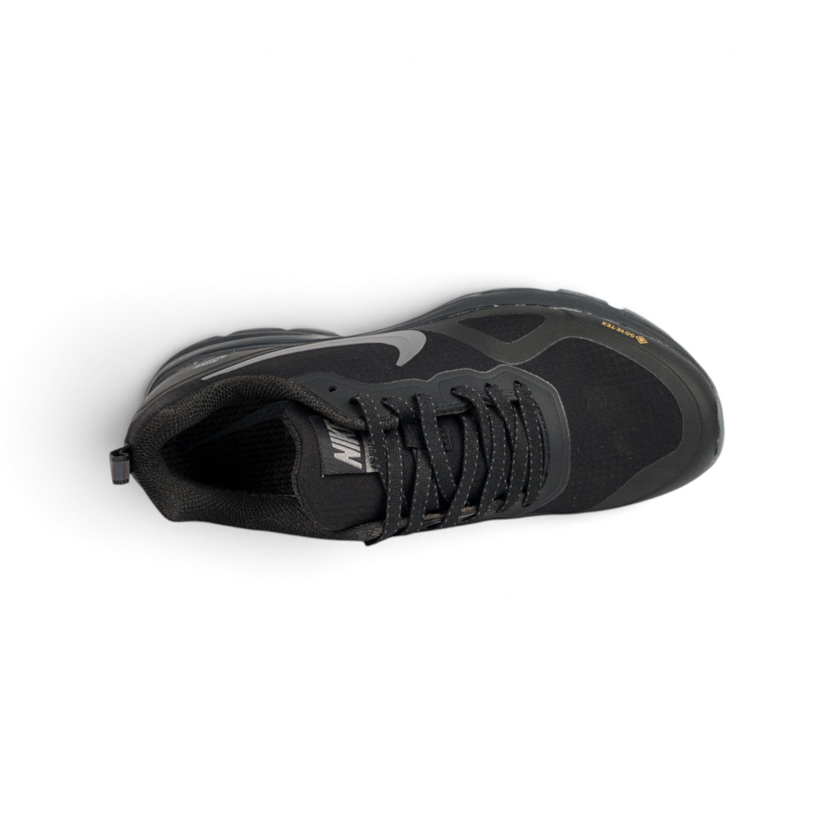 Nike Gore-Tex Termo чёрные кроссовки с серым swoosh — вид сверху | GAMEOVERSHOP