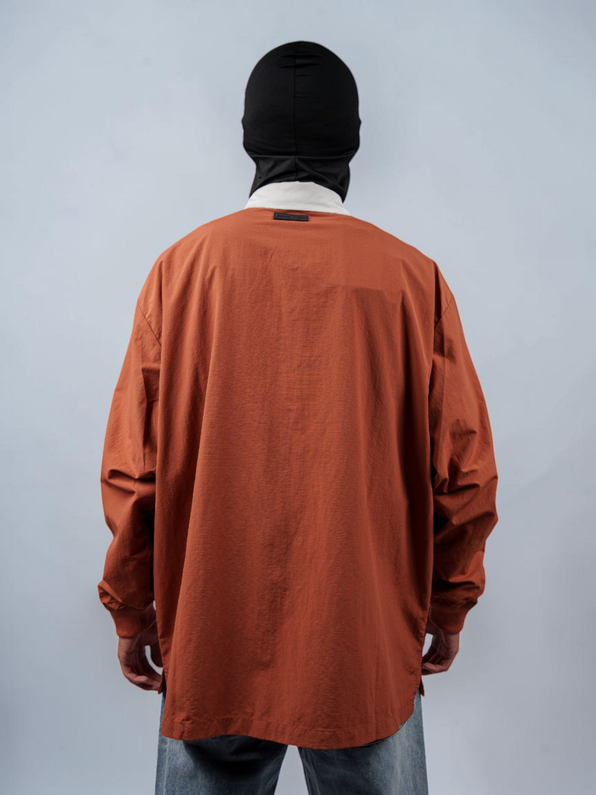 Polo T-Shirt GO Brown терракотовое поло с кремовым воротником — вид сзади на модели | GAMEOVERSHOP