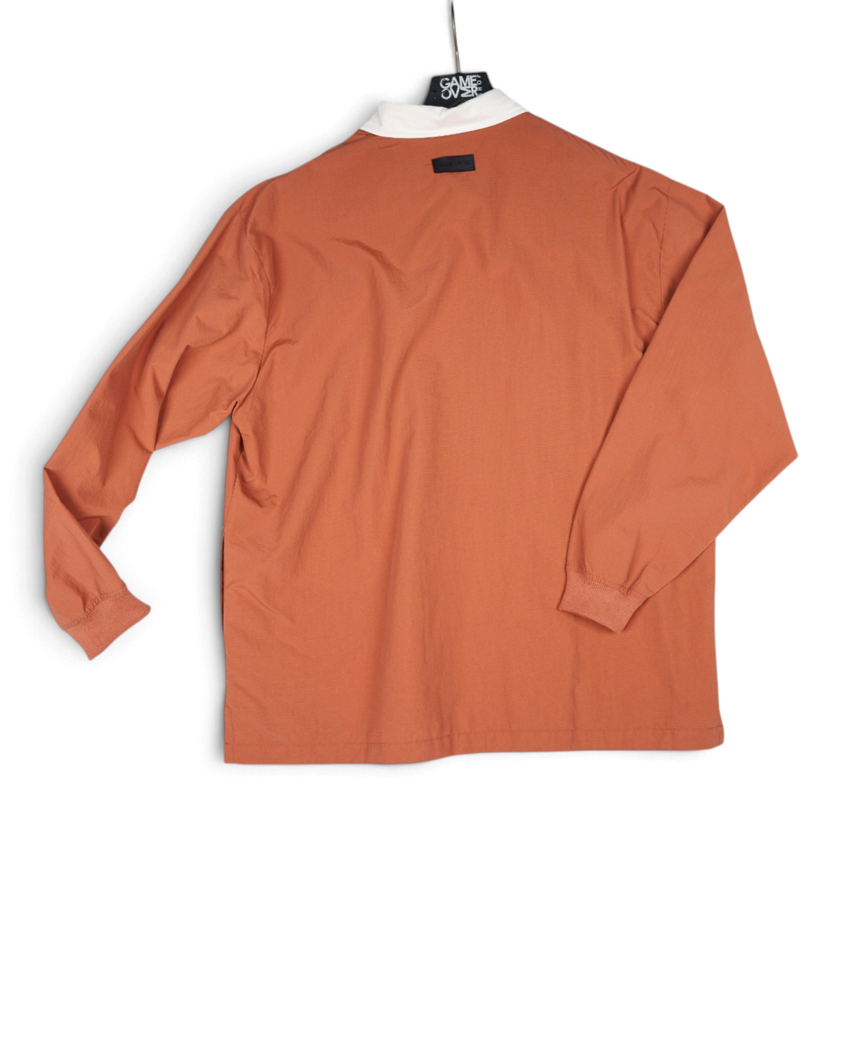 Polo T-Shirt GO Brown терракотовое поло с кремовым воротником — вид сзади на вешалке | GAMEOVERSHOP