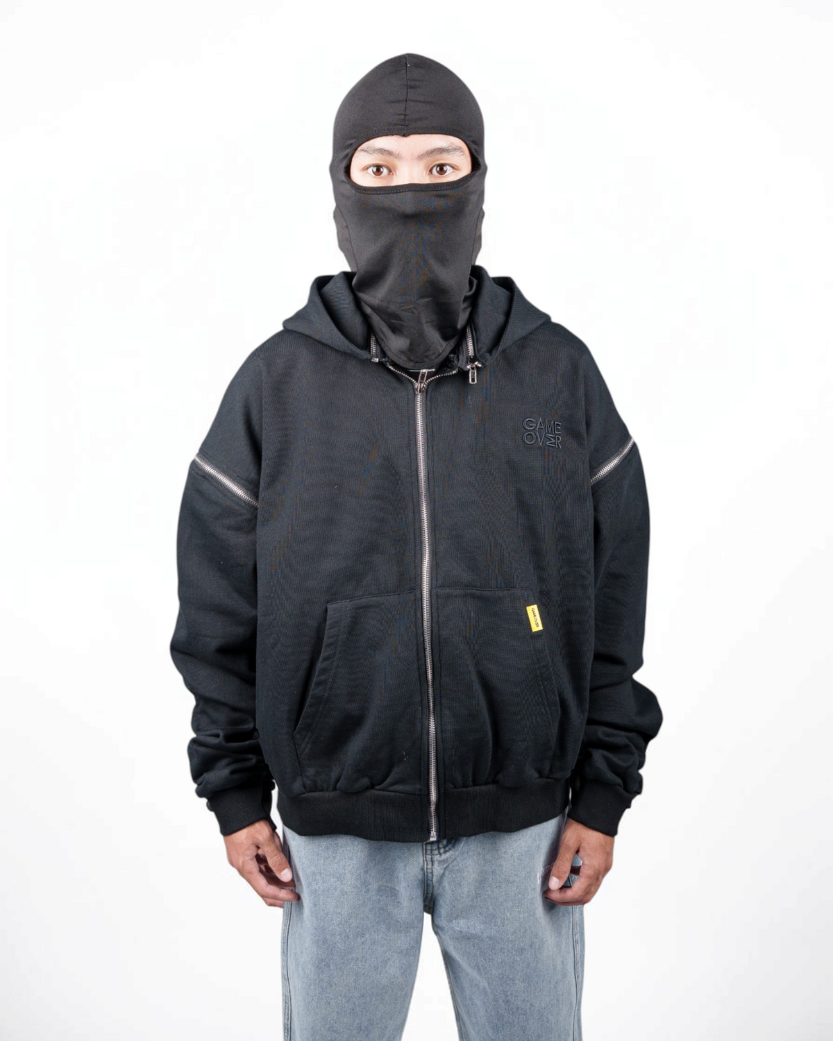 400107-clothing-20261002-01