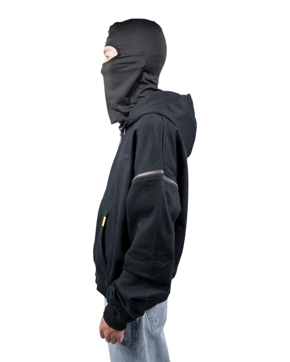 400107-clothing-20261002-03