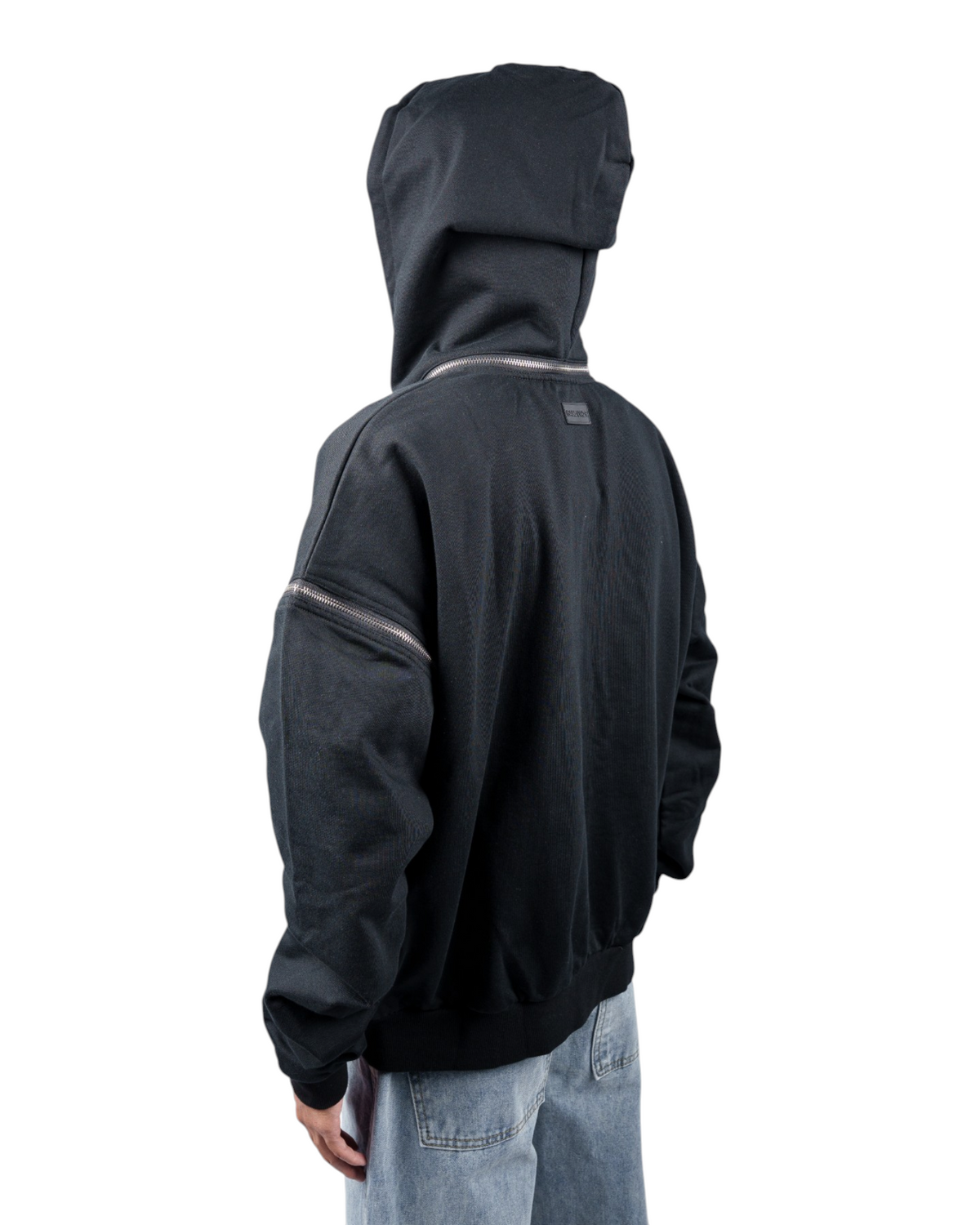 400107-clothing-20261002-05