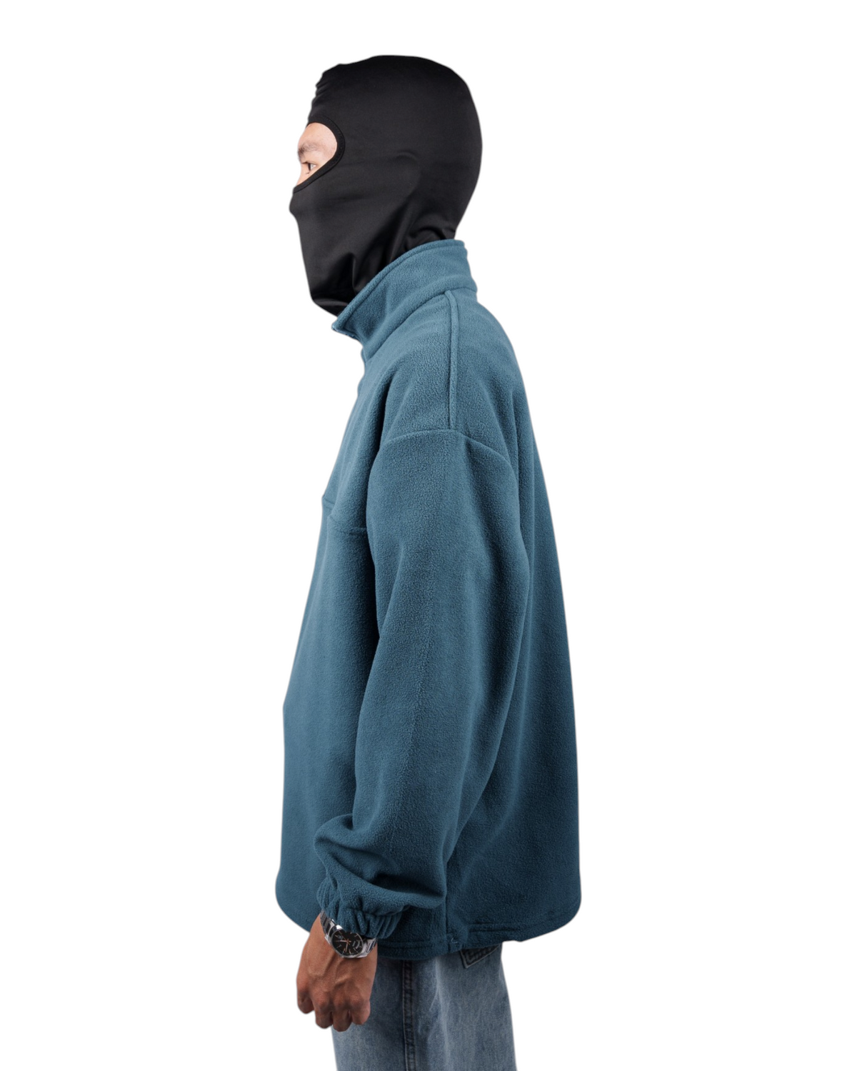 600037-clothing-20261002-03
