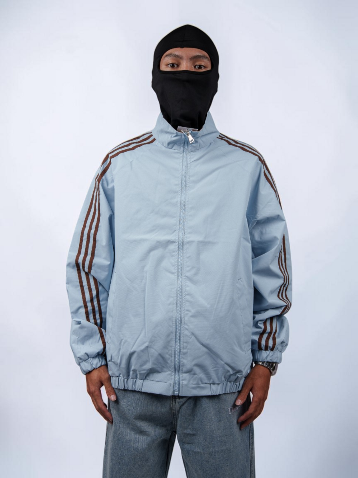 600040-batch_clothing_2026-09-22_identity-01