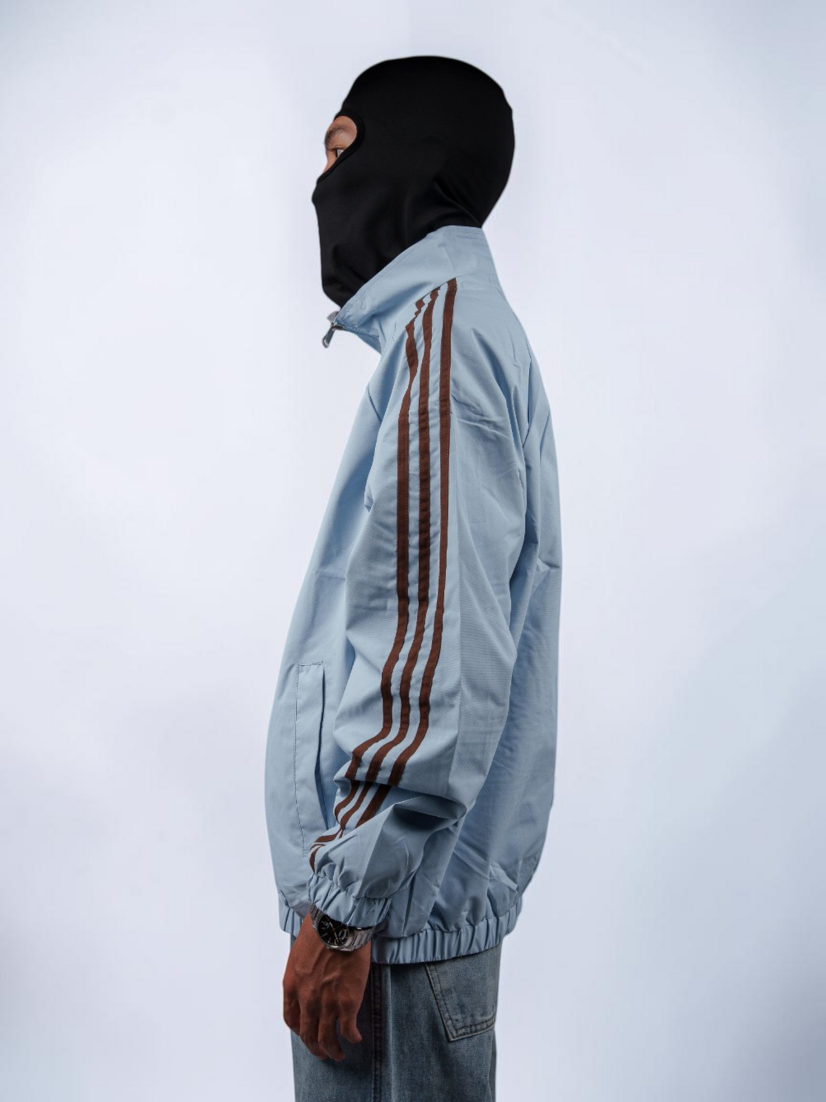 600040-batch_clothing_2026-09-22_identity-03