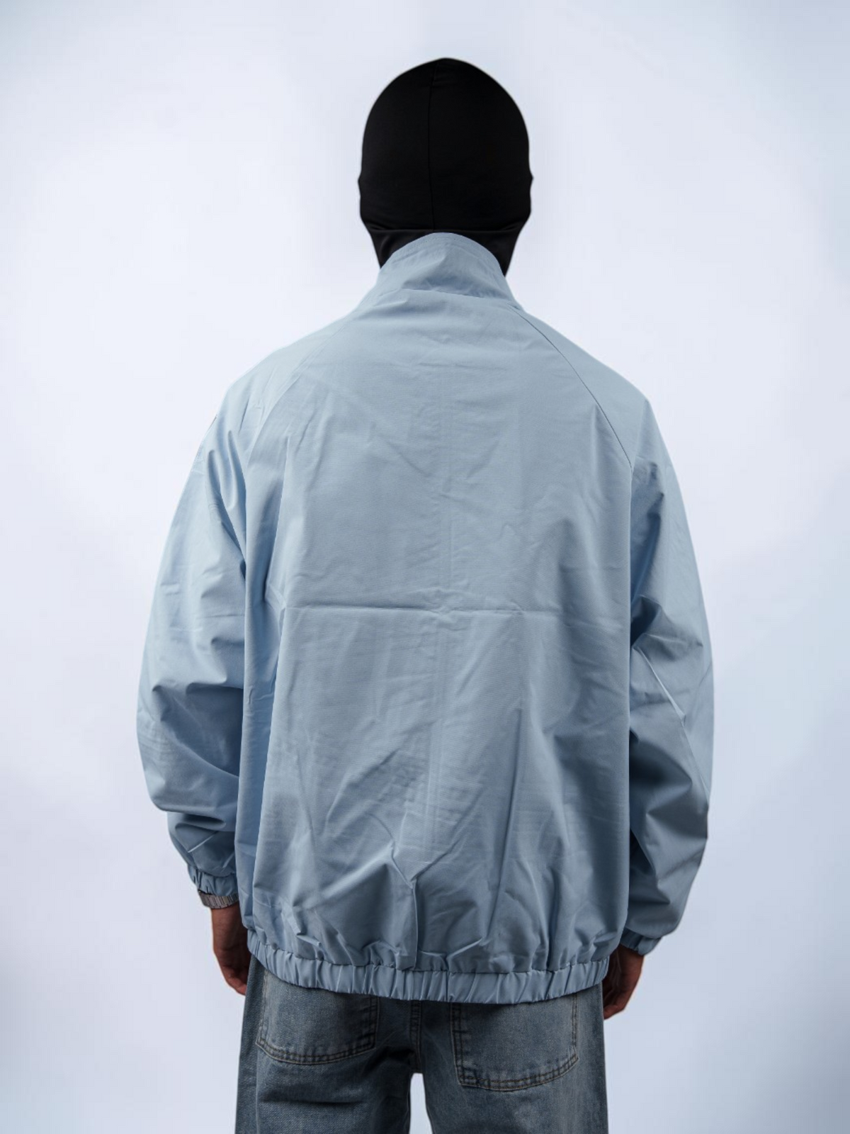 600040-batch_clothing_2026-09-22_identity-05