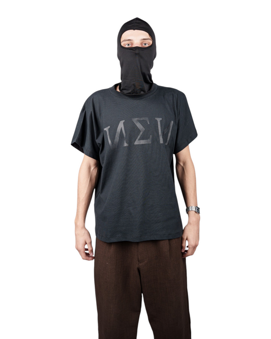 600068-clothing2-20261002-01